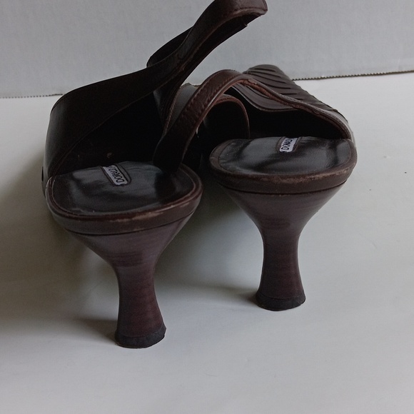 DONALD J PLINER HEELS - Picture 3 of 8